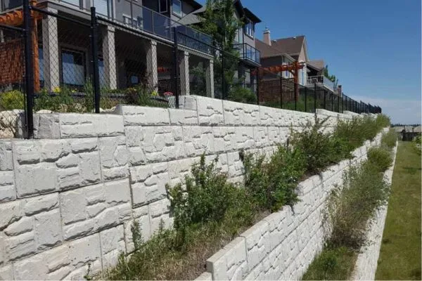 Retaining Walls & Masonry Planters